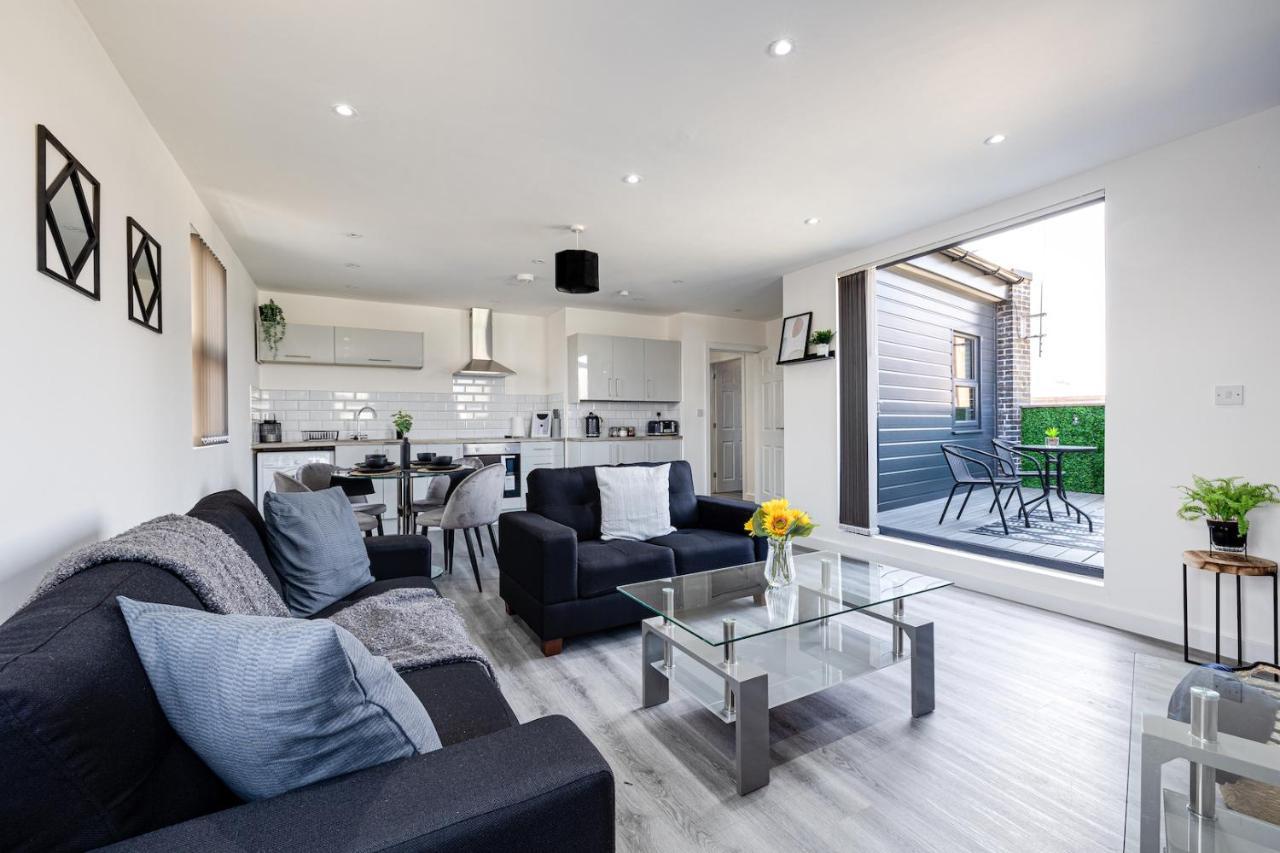Top Floor Apartment With Private Balcony In Stockport Centre By Hass Haus Kültér fotó