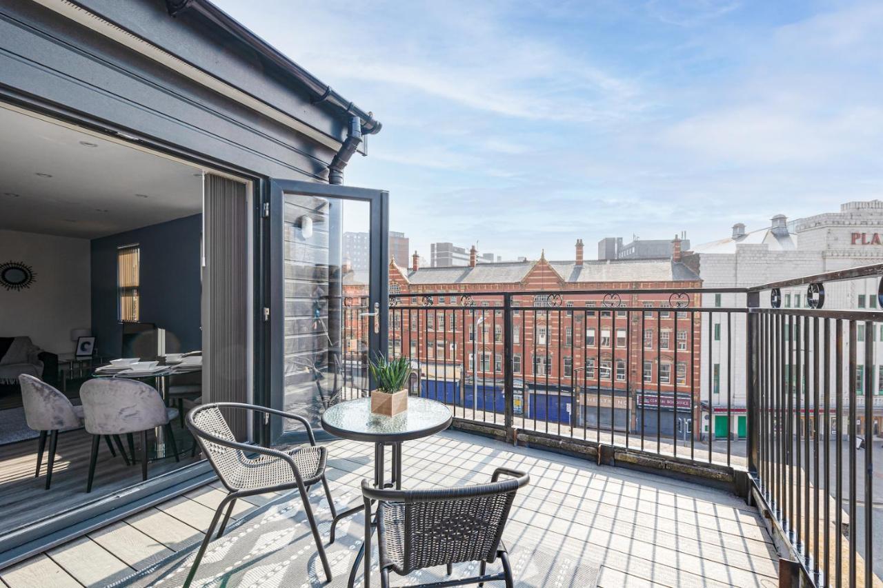 Top Floor Apartment With Private Balcony In Stockport Centre By Hass Haus Kültér fotó